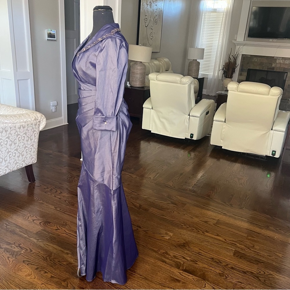 Ignite Evenings by Carol Lin Purple Formal Dress Size 10 - Picture 10 of 15